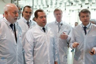 Медведев констатировал скромное место РФ на рынке высоких технологий